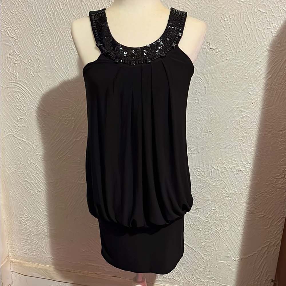 Elegant Black Sleeveless Dress